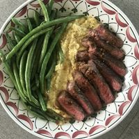 Steak with Ginger Butter Sauce and Green Beans