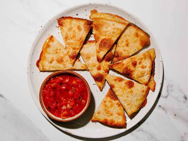 Salsa Quesadilla