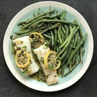 Halibut and Green Beans with Lemon Caper Sauce