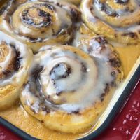Pumpkin Cinnamon Rolls