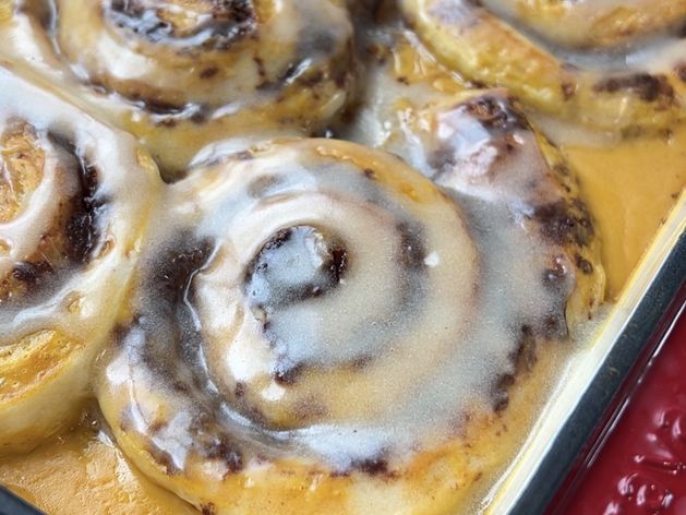 Pumpkin Cinnamon Rolls wide display