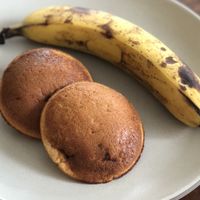 Bananas Foster Pancake Mini Muffins