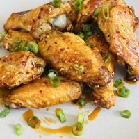 Chili Crunch Hot Wings