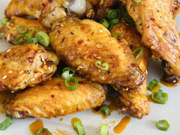 Chili Crunch Hot Wings wide display