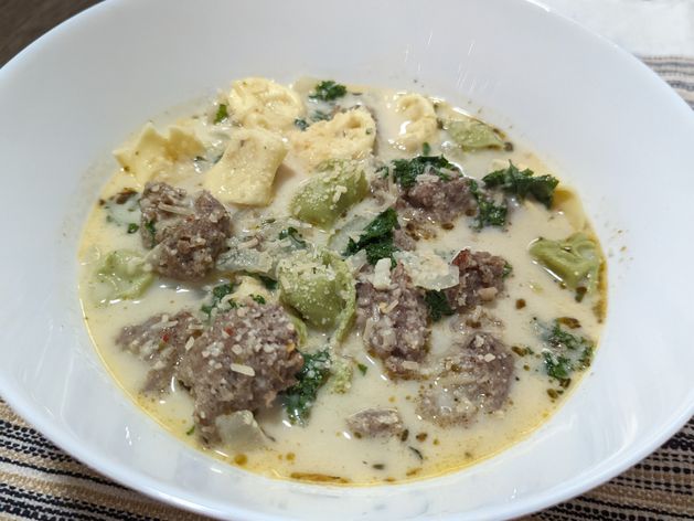 Sausage Tortellini Soup wide display