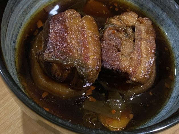 Buta Kakuni (Japanese-Style Pork Belly) 豚角煮 wide display