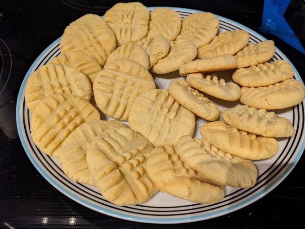 Almond flour cookies wide display