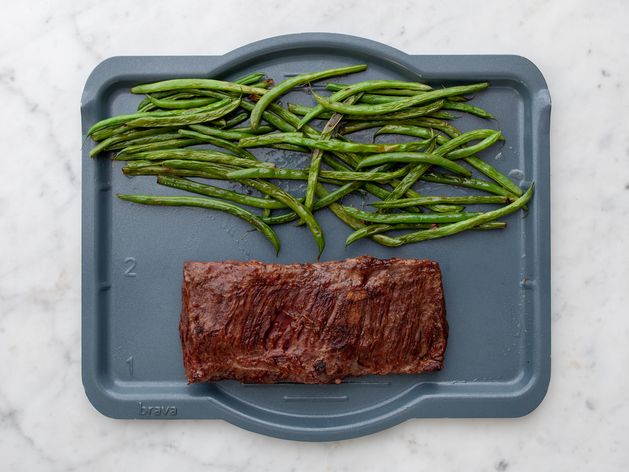 Skirt Steak and Green Beans