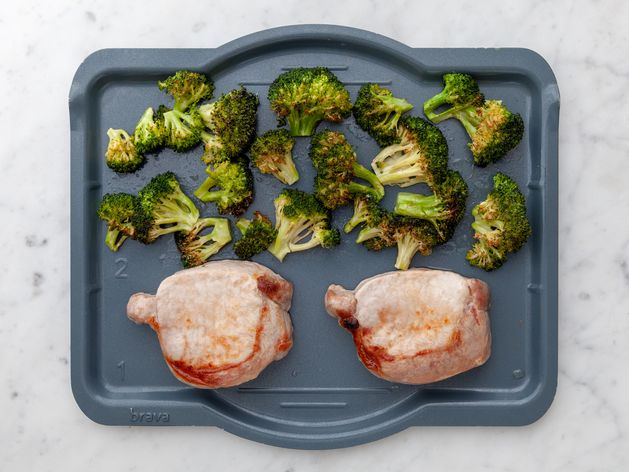 Pork Chops (Boneless) and Broccoli
