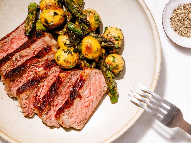 NY Strip Steak, Potatoes, and Asparagus