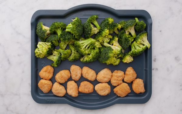Basic Nugget Chicken Nuggets and Broccoli - Serves 2 — Brava | Brava Home