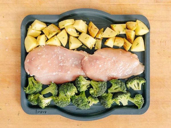 Chicken Breasts with Broccoli and Potatoes - Serves 2 — Brava | Brava Home